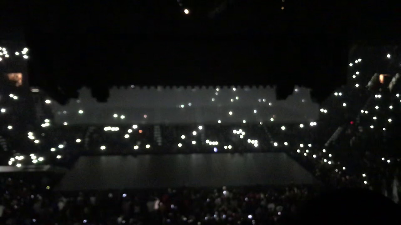 Drake - 8 Out of 10 / Mob Ties (LIVE in Las Vegas 10/6/18)