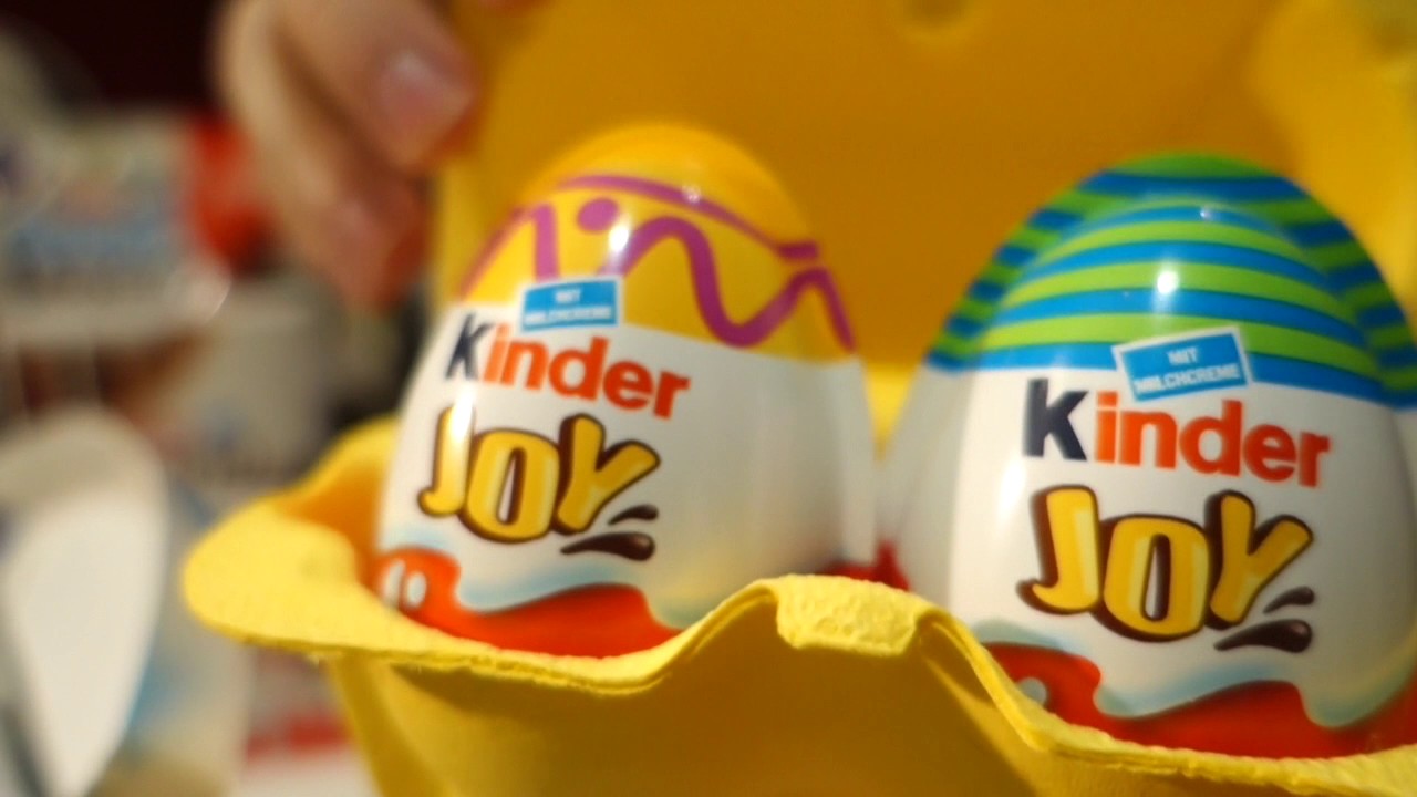ASMR  German Sweets Eating Sounds
