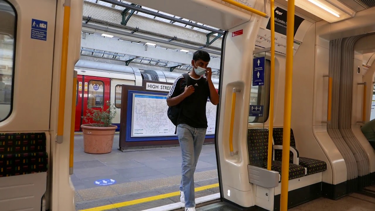 London Underground Circle Line Journey: Sloane Square to Bayswater 11 August 2020