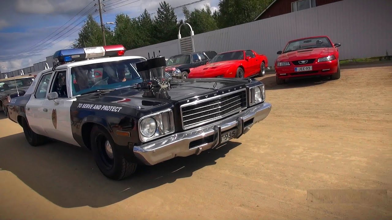 MUSCLE CAR CHAOS as 2500(!!) Cars Leave a Car Event! FORSSA PICK-NICK 2016 |PART 2|