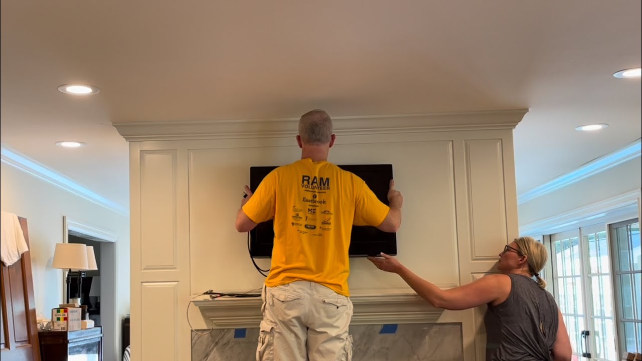 Episode 316: Installing family room TV mount and raised panels on the office built-in!