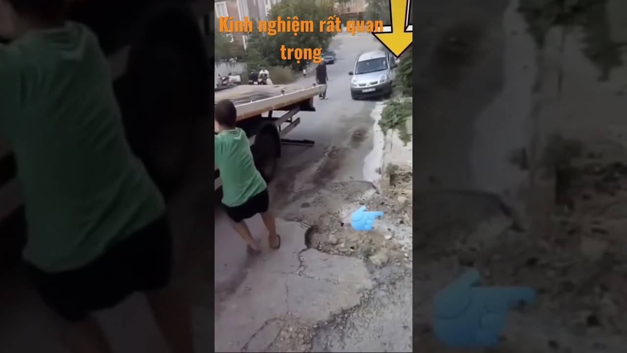 Toang rồi ông giáo ạ…! 