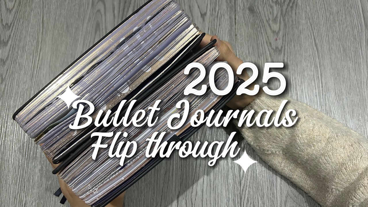 2025 BULLET JOURNALS FLIP THROUGH | a year in dot grid 🤍✨