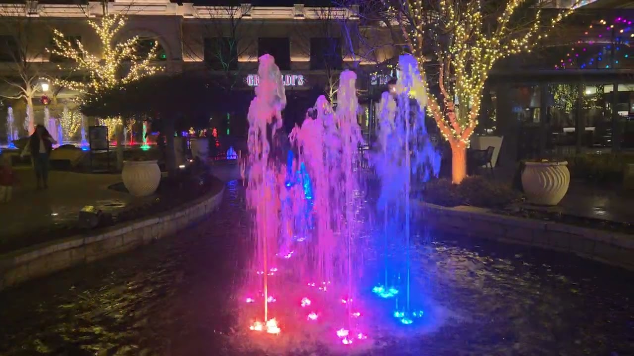 Village at Meridian Fountain Show: Boise State Lights for non Musical Patterns