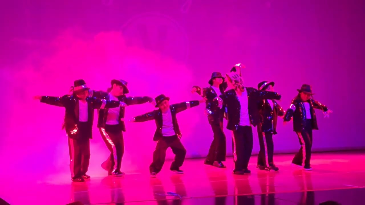 Mix Michael Jackson  Revolution Crew EBV