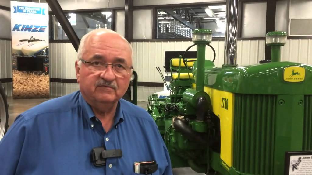 Тракторы Джона Кинзенбау: John Deere 2730 и IHC 668