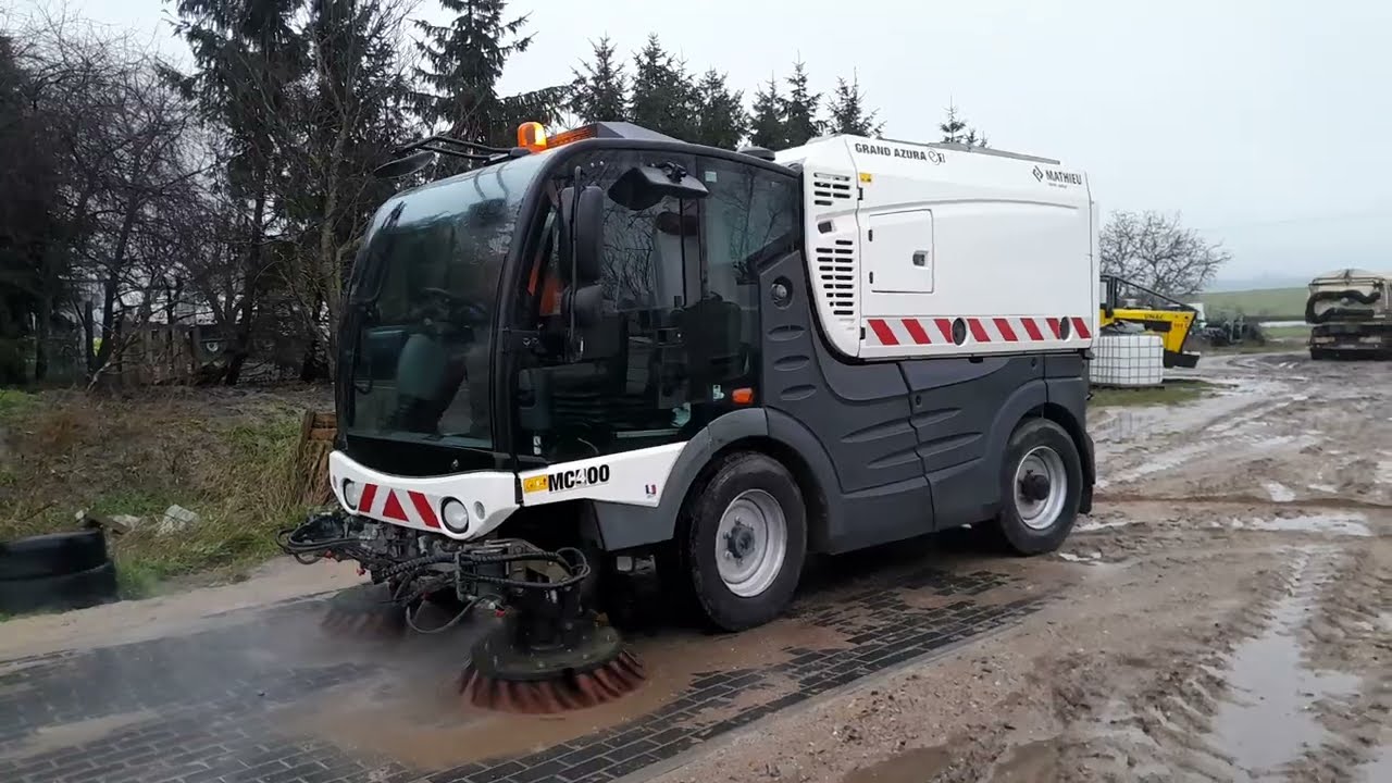 Zamiatarka Mathieu Grand Azura MC400