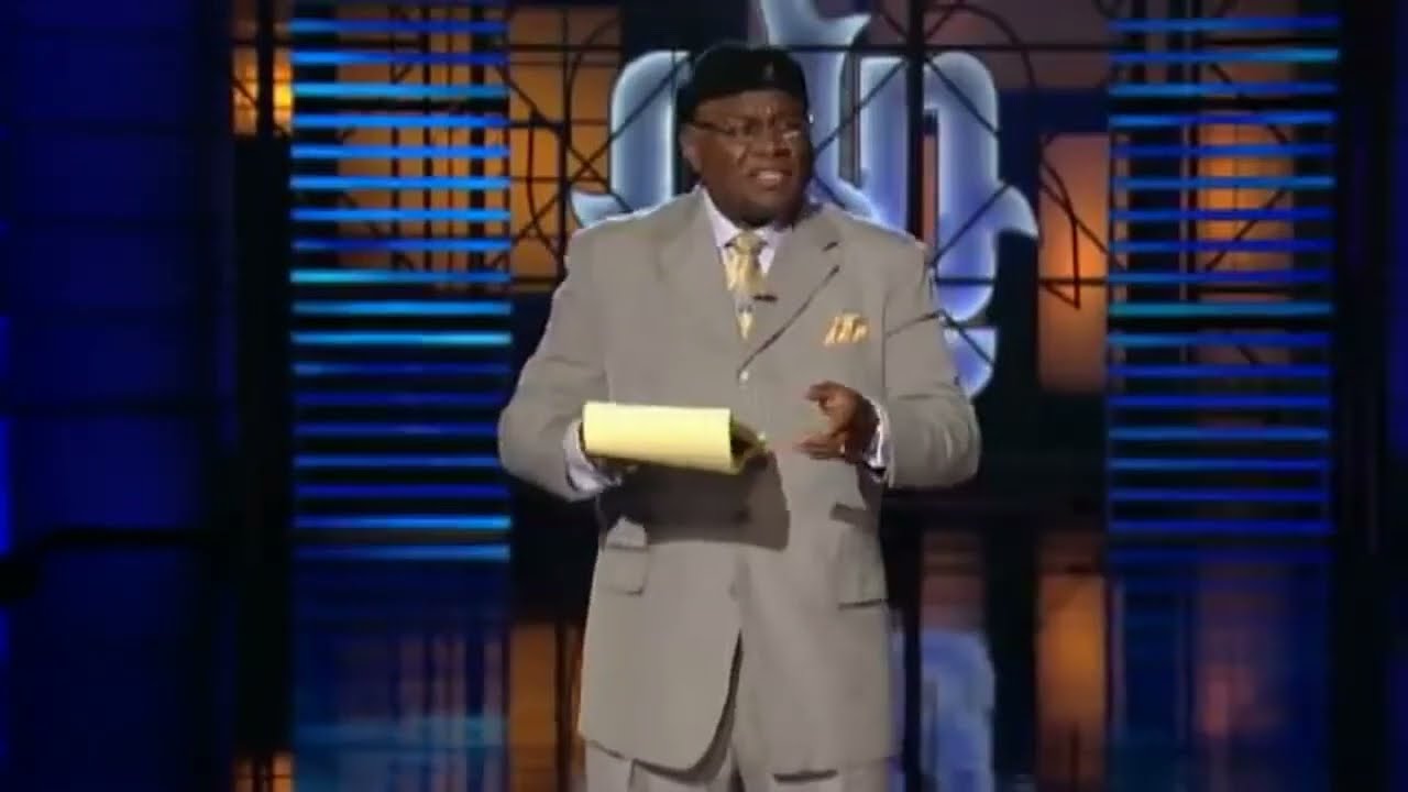 Legendary Comedian George Wallace on Lopez tonight