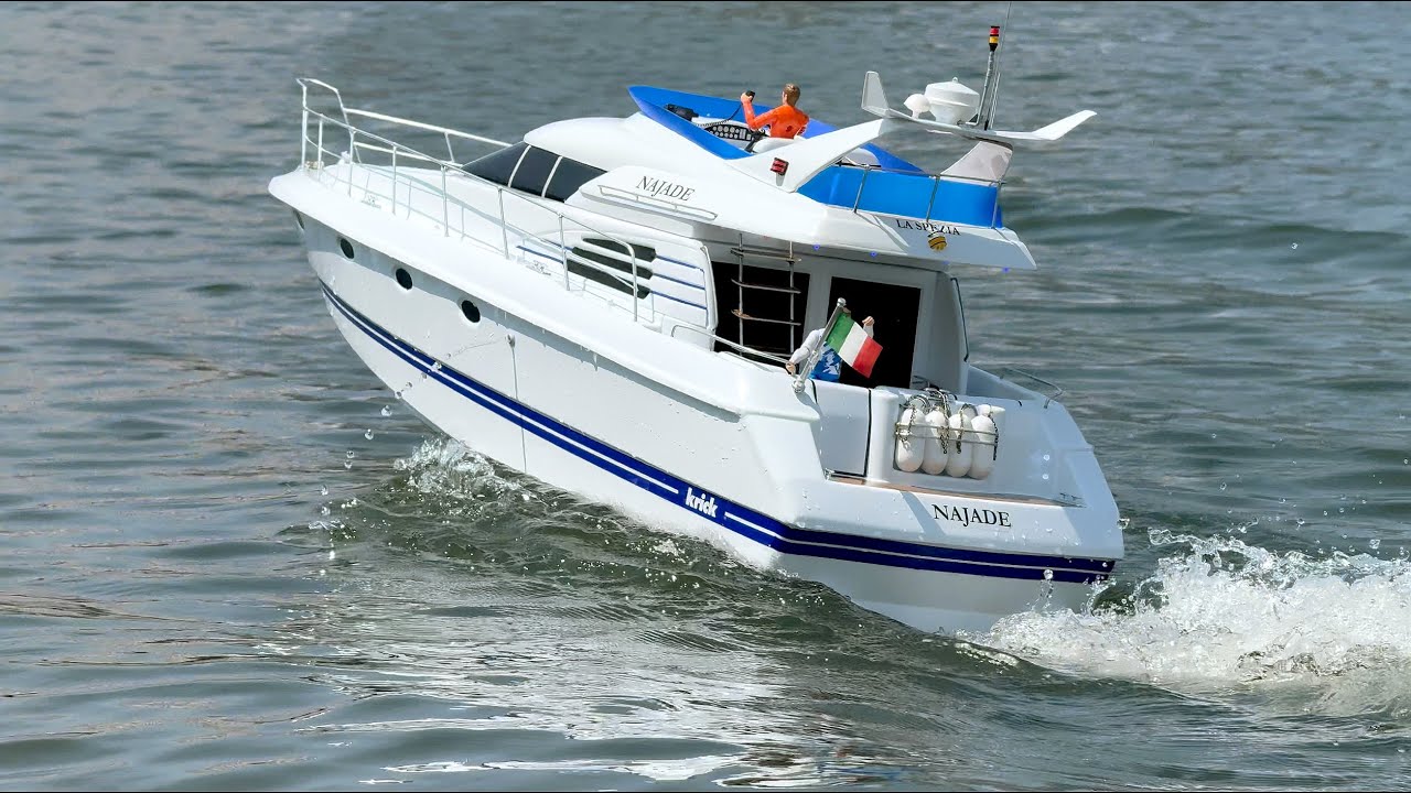 RC Boat | Najade | Unboxing & Making Luxury Yacht | 양산대교 주항 250824