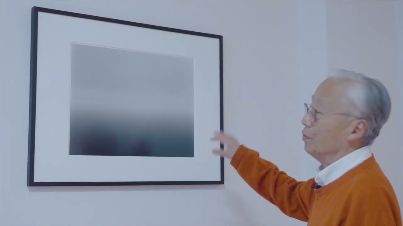 自宅にいくつか「海景」を掛けている。「ますます良くなるね」.