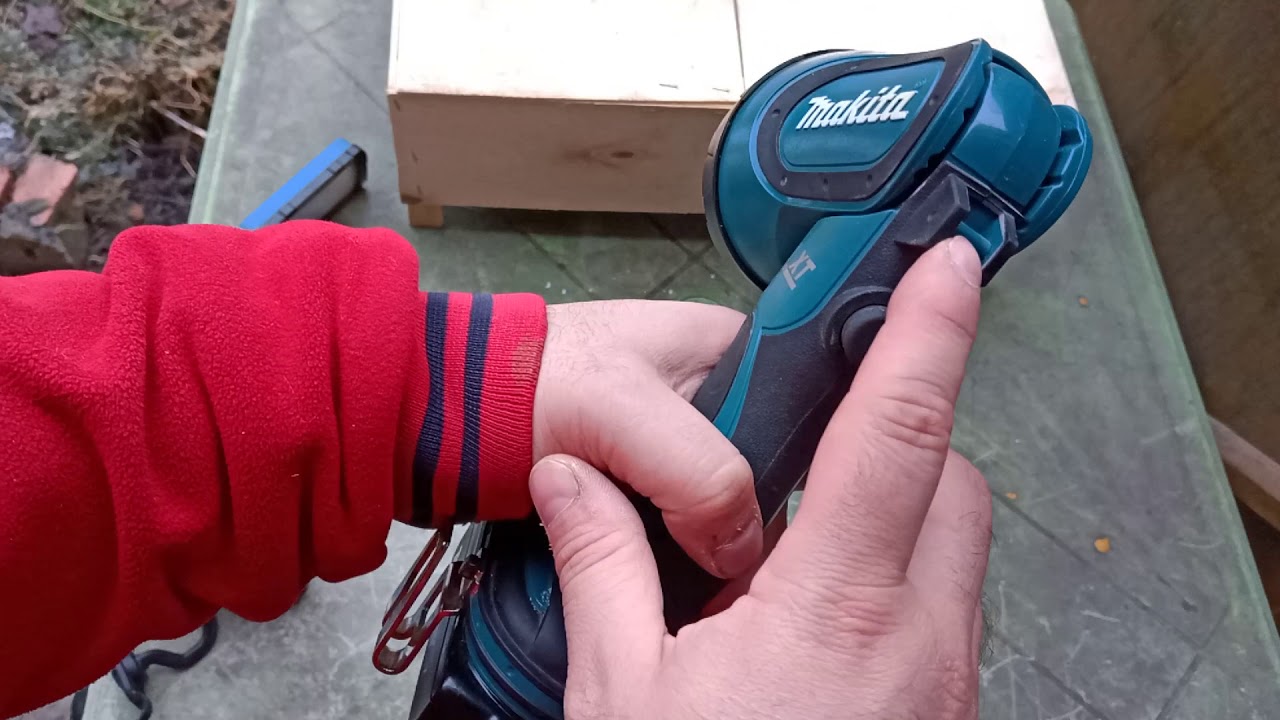 сравнение  фонарей Makita DML801  и Makita BML145