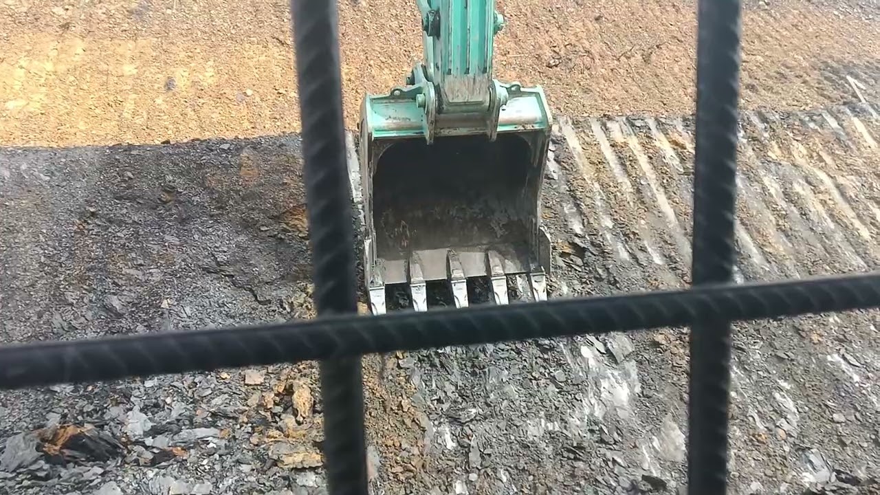Skill Trim Slope Guna Excavator 🔥 Teknik Kemas, Tepat & Selamat!.#heavyequipment #excavator.