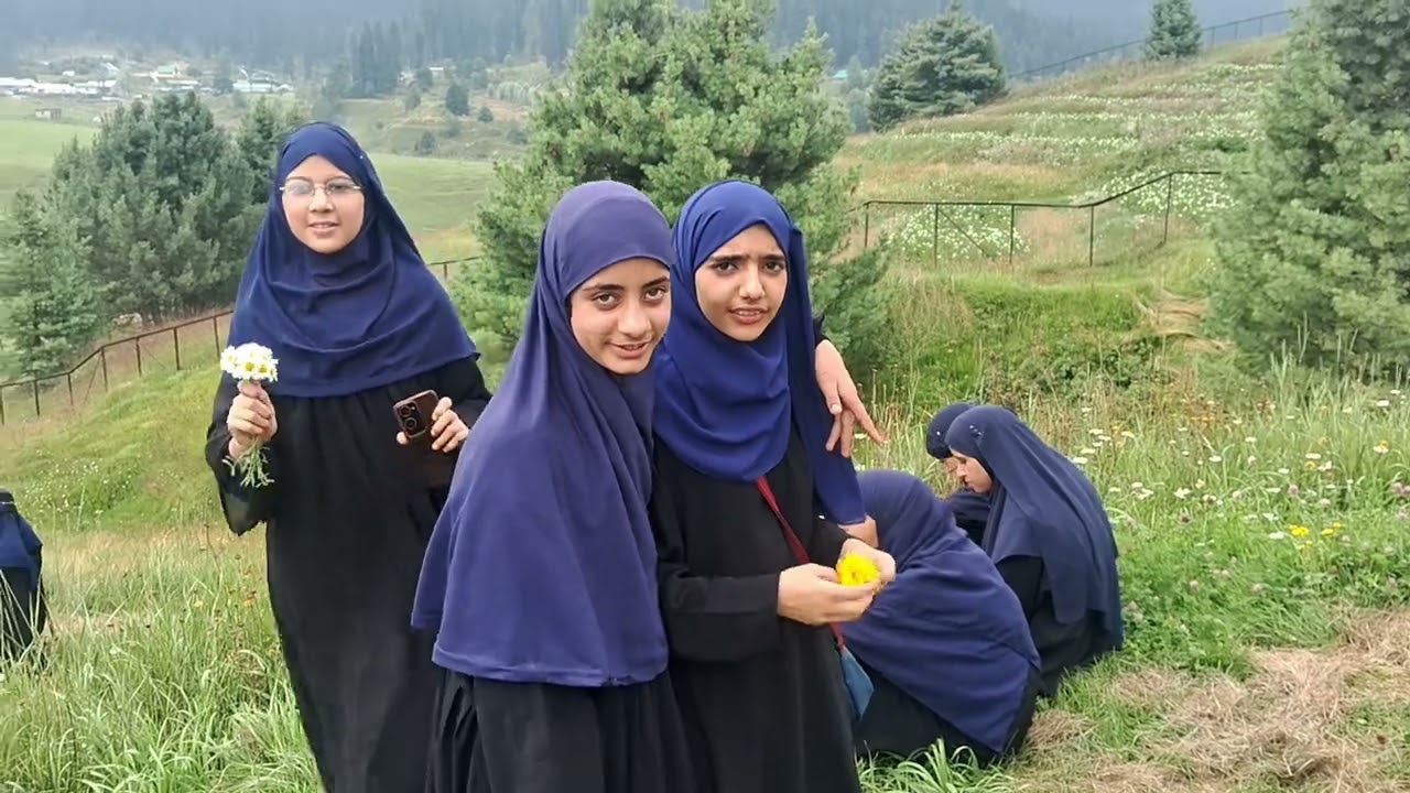 School Picnic 25: The Girls Went On Picnic To Gulmarg, Where They Spent A Memorable Day Full Of Fun.