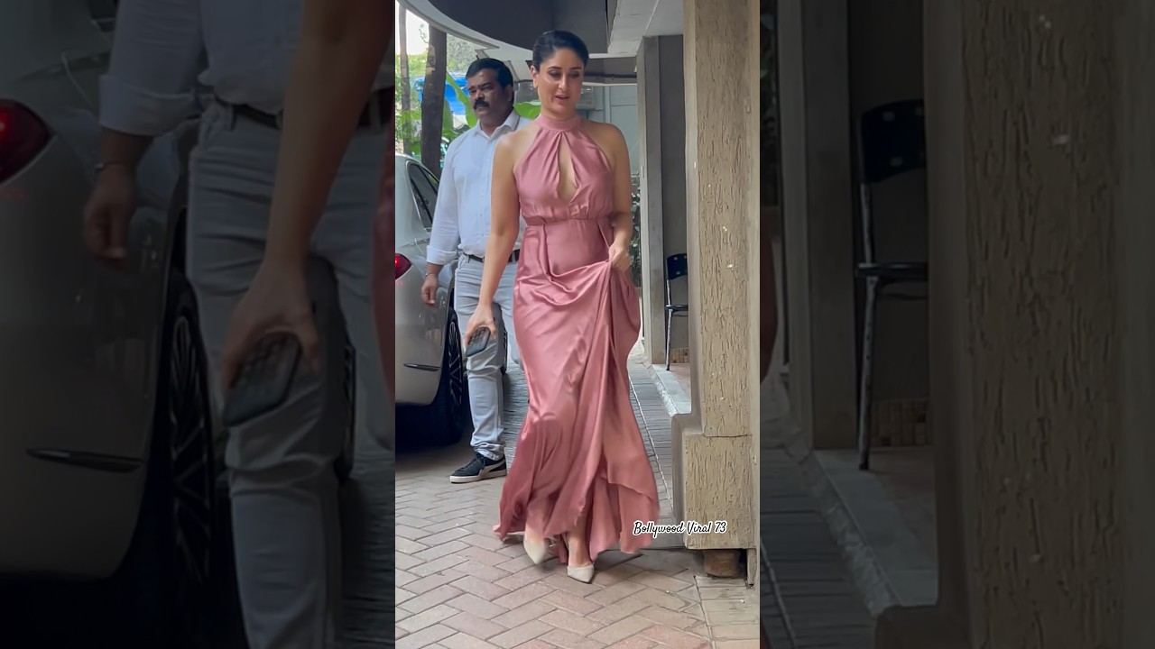 Kareena kapoor Spotted At her Residence in Bandra ❤️❤️#kareena #kareenakapoorkhan #viral #shorts