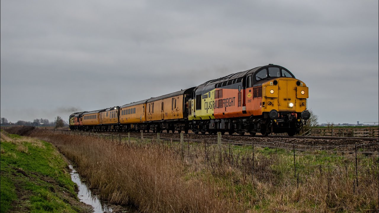 Colas Rail 37057 and 37254 Anglian PLPR January 2026