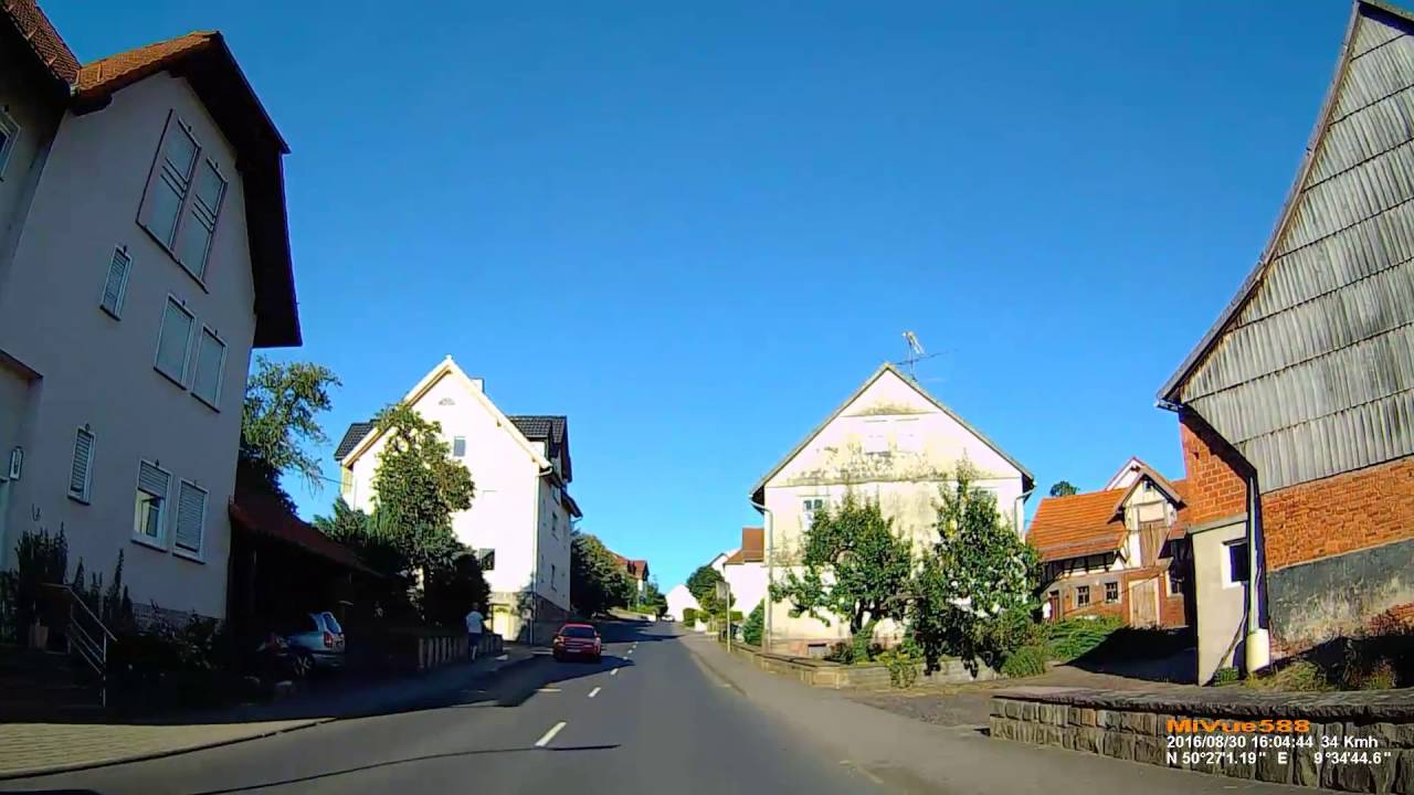 D: Rommerz. Gemeinde Neuhof. Landkreis Fulda. Ortsdurchfahrt. August 2016