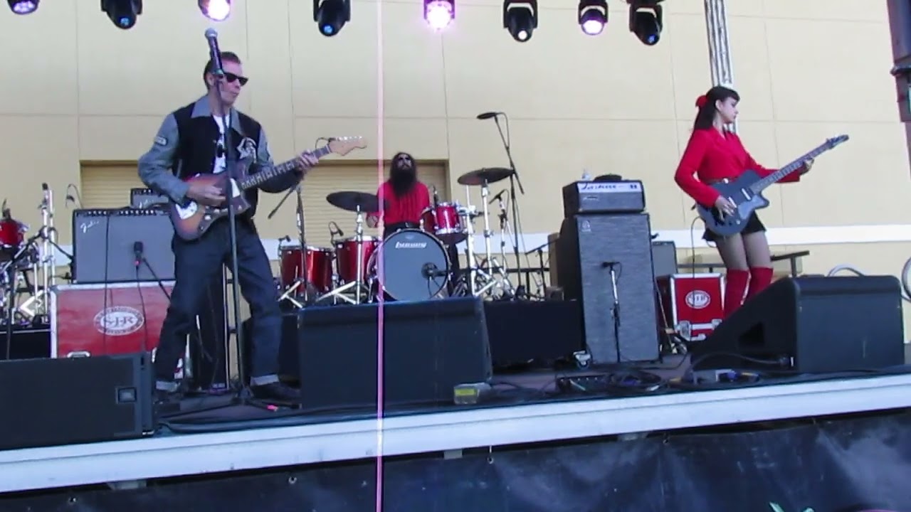 FROM RUSSIA WITH SURF ROCK MESSER CHUPS AT THIS YEARS SEMINOLE CASINO'S ROCKABILLAQUE 01-20-2024