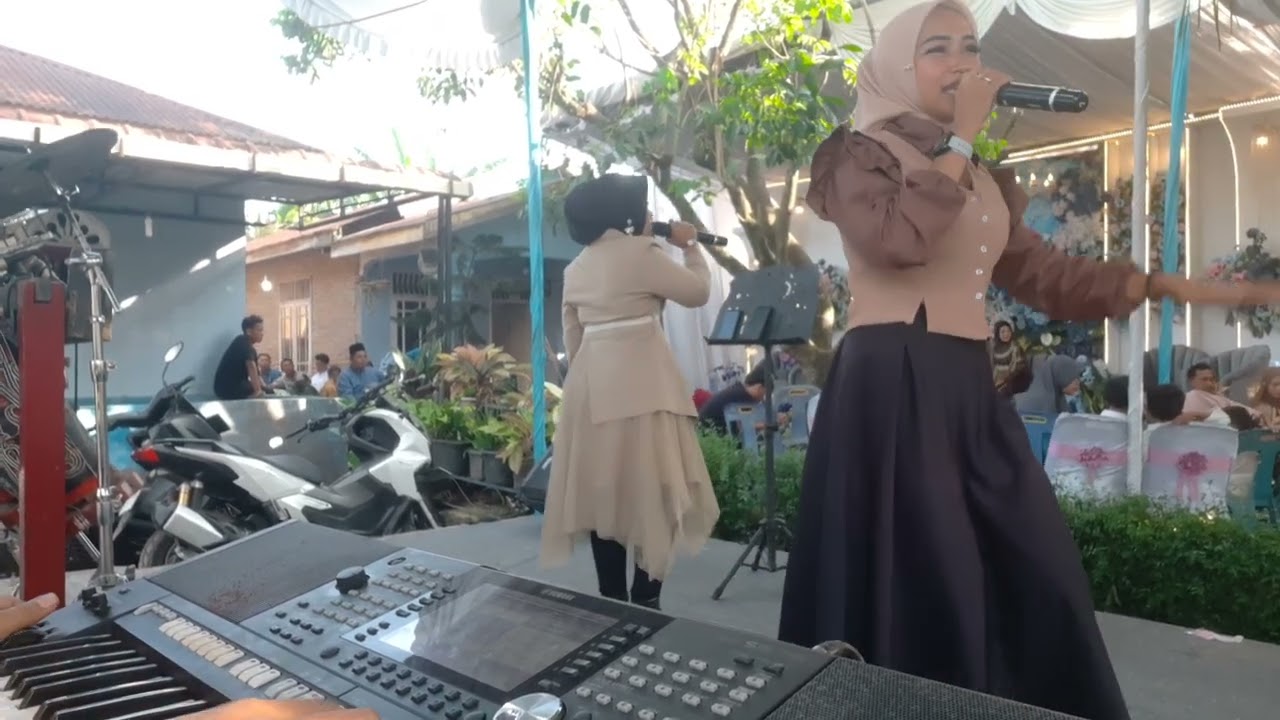 Mahkota Music - Ula Kam Sakit Live Gondang (Imas Feat Rindy) Bangun Rejo T. Morawa
