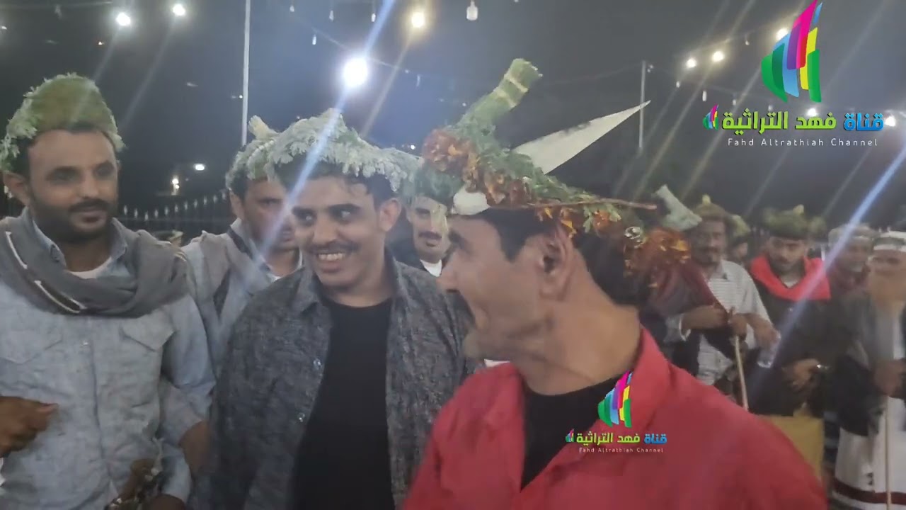 ملعب جميل جدا يجمع أربعة شعار
