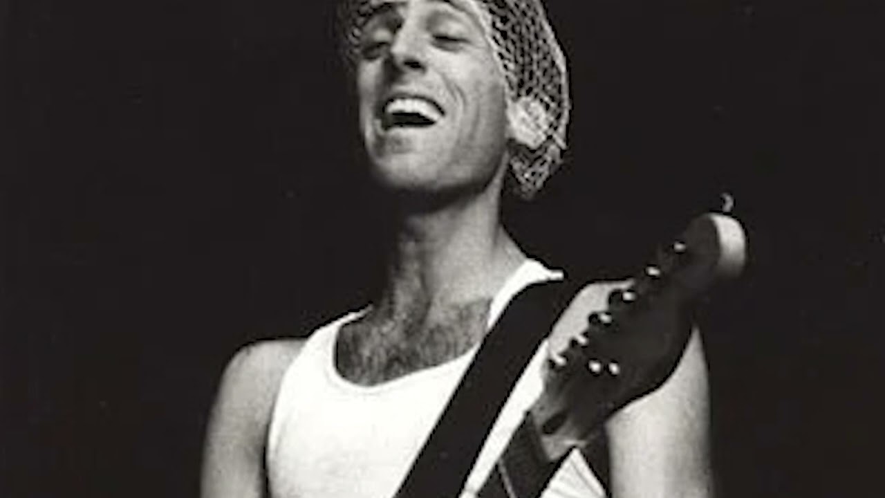 Red Hot Chili Peppers - True Men Don't Kill Coyotes (Jack Sherman sharing lead vocals) 11/08/1984