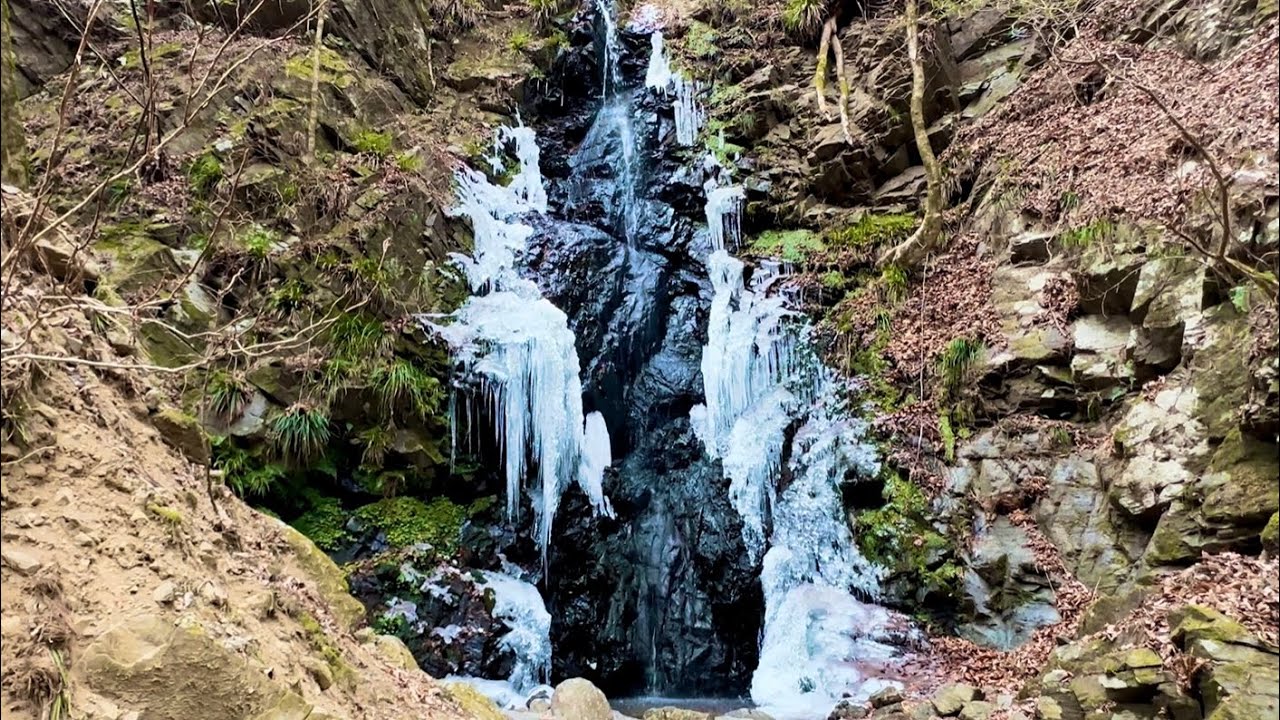 龍神の滝 ムジナの滝 結氷