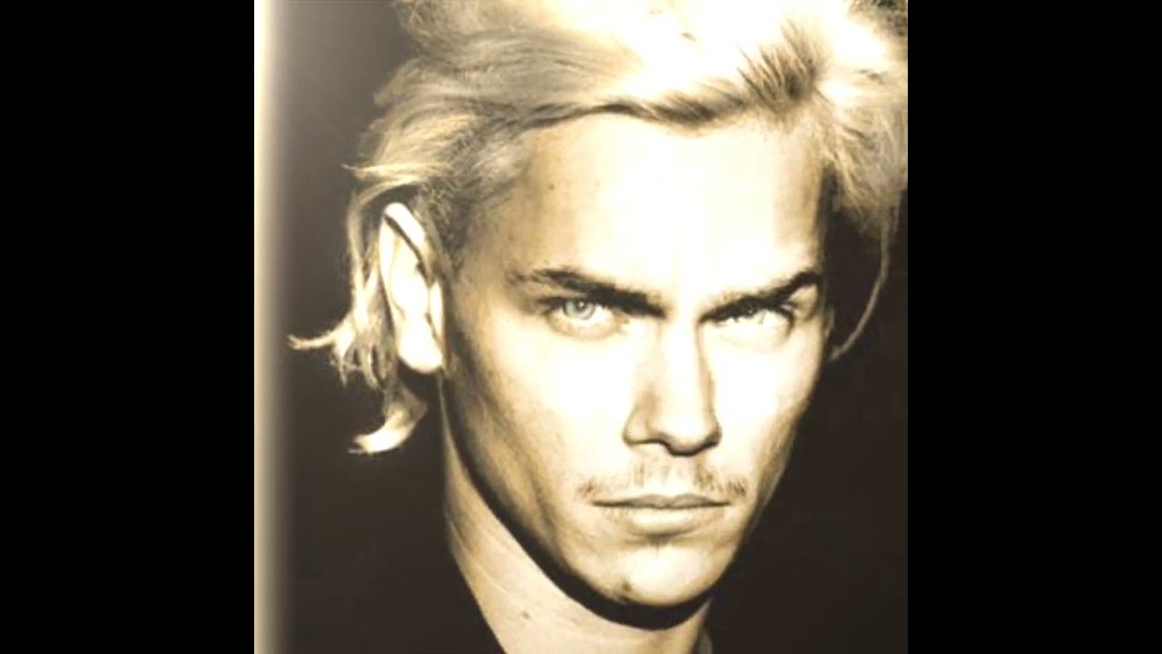 River Phoenix. Fix you ❤️.