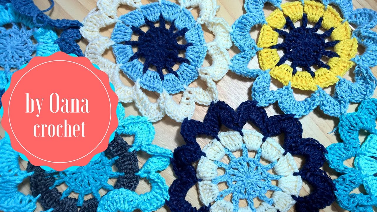 Fiori grandi all'uncinetto