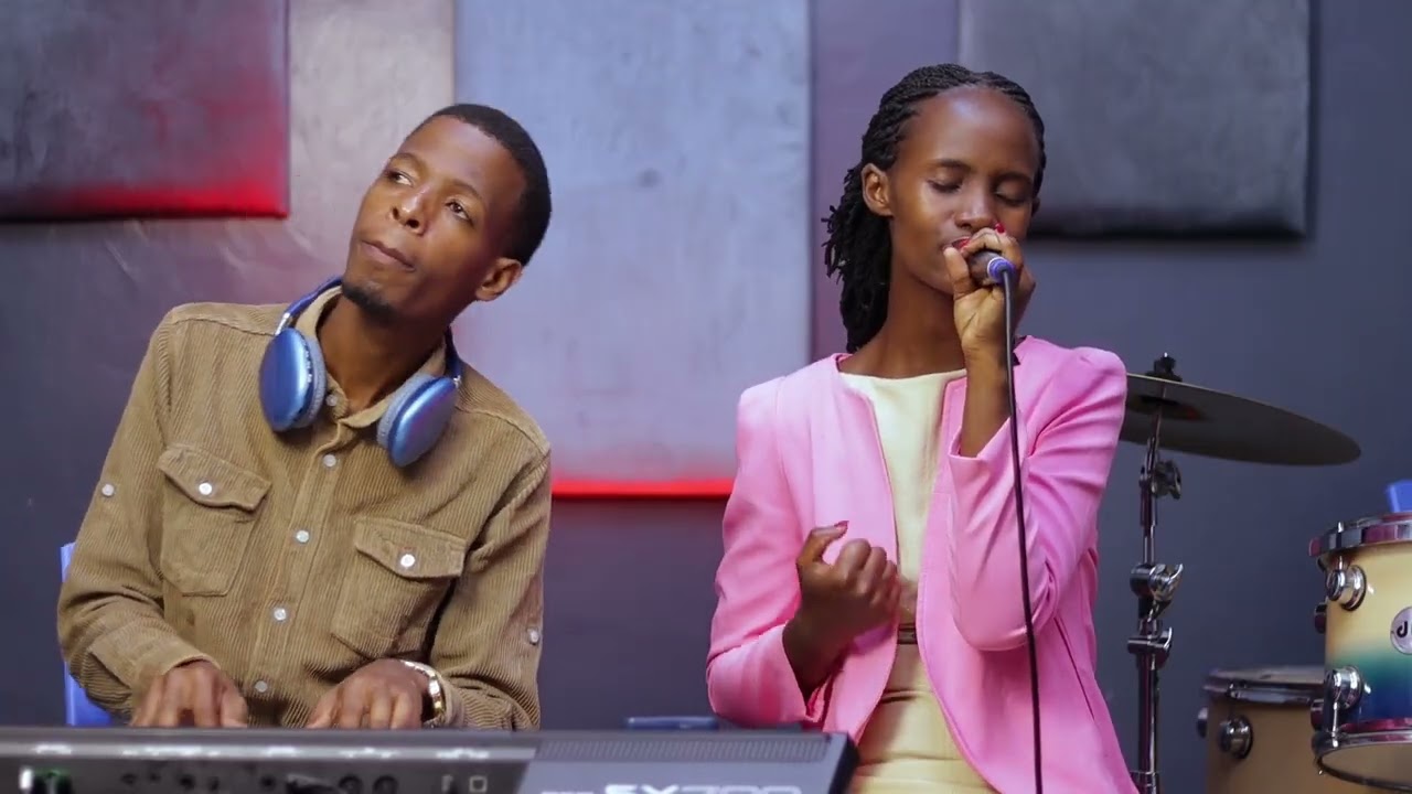 Taramana na Soleil mu ndirimbo zo kuramya no guhimbaza Imana🙏🙌