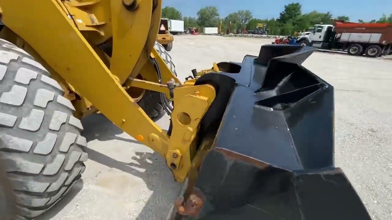 2019 CAT 930K w Only 1410 Hours