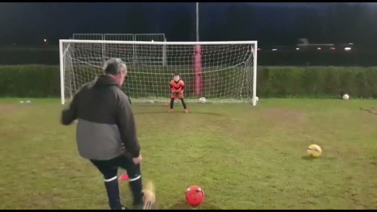 Allenamento portieri (esercizio per i piccoli per il tuffo perfetto)sorpresa alla fine del video