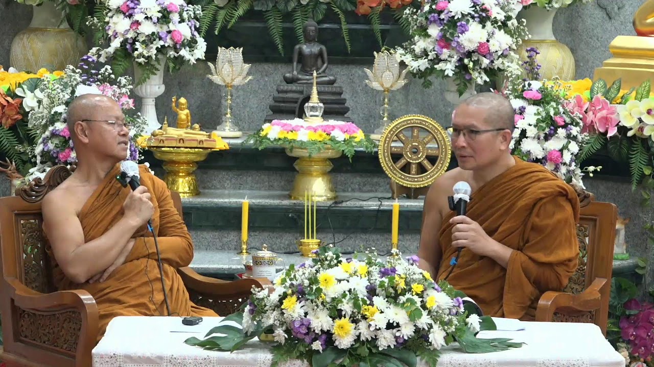 ฟังธรรมงานกฐินวัดป่าชัยมงคล จ.บุรีรัมย์