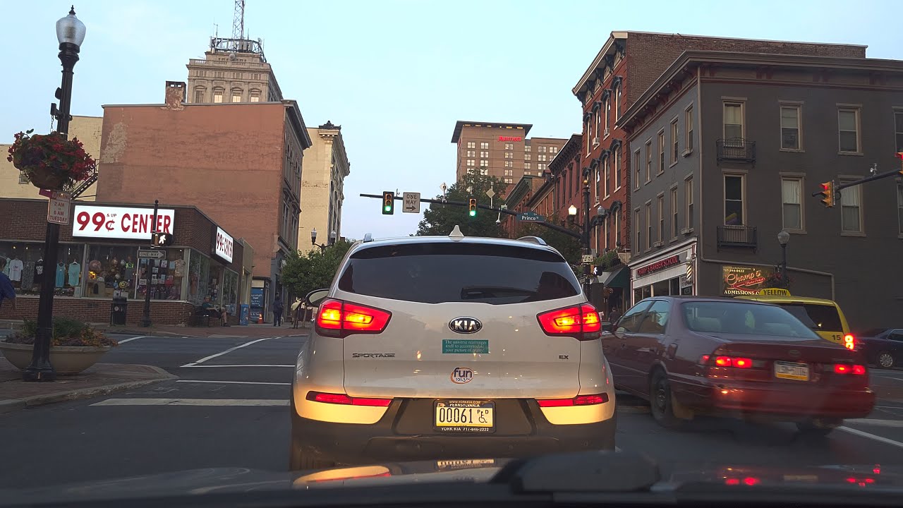 [4K HDR] Driving Around Lancaster, Pennsylvania at Sunset - ASMR Soundscapes