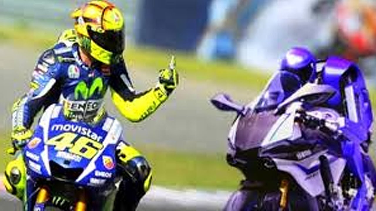 VR|46 ROSSI KACANGIN MOTOBOT WHOS GONNA WIN?