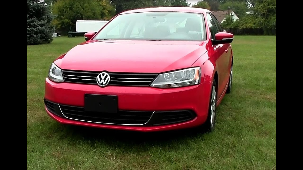 2013 Volkswagen Jetta Sedan 2.5 SE - Quick Look & Drive