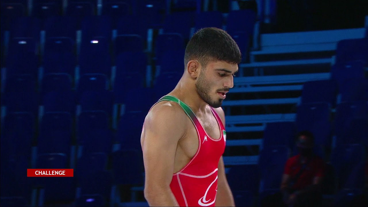 1/2 FS - 65 kg: S. EBADIMERMETI (IRI) v. S. MAMEDOV (RUS)