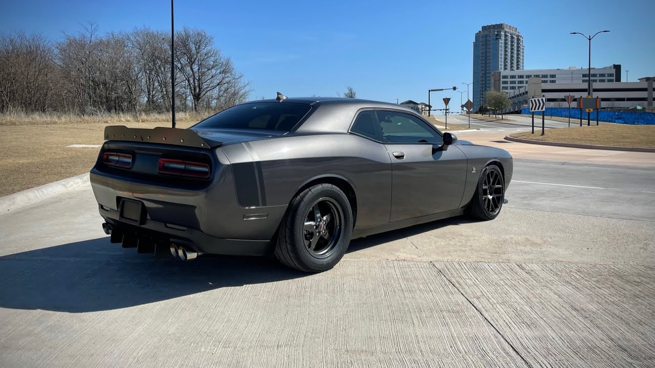 Mounting up the Drag Pack On My Scatpack Challenger