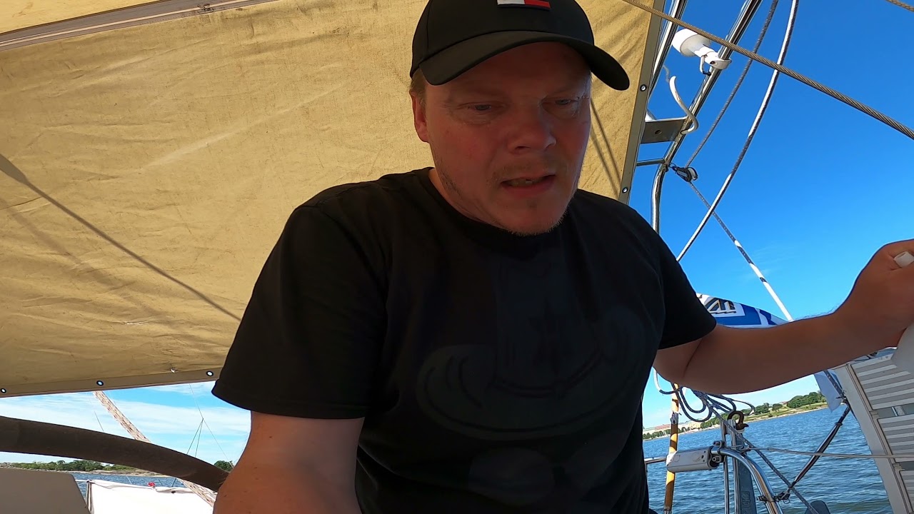 Isotherm 40l Spamix lämminvesivaraajan asennus! Elämää purjeveneessä [9] Living on a sailboat!