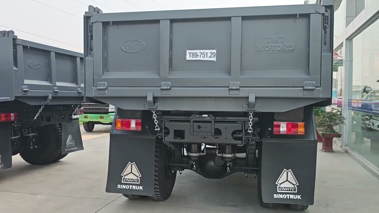 Vua đường rừng Sinotruk 8,61t 2 cầu dầu