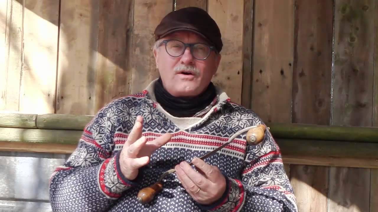 HD-e - intro - Grøn Sløjd - arbejde i det friske nyfældede træ