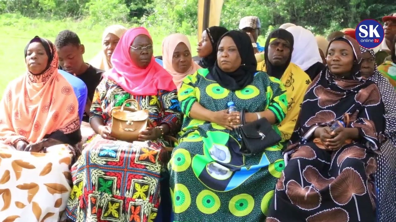 MH.SHAABANI ALI OTHMAN AMPONGEZA DR MWINYI KWA JITIHADA  KUHAKIKISHA BARABARA ZINAJENGWA KWAKIWANGO