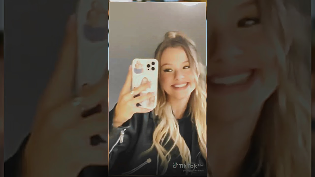 ✧Edit Sofya🦋💖(obs: esqueci a marca d'água, mas foi eu q fiz ok) 