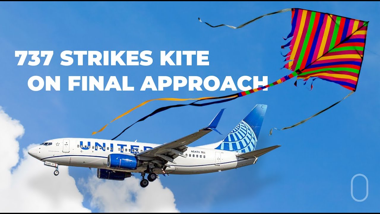 United Airlines Boeing 737 Strikes Kite On Final Approach At Reagan Airport