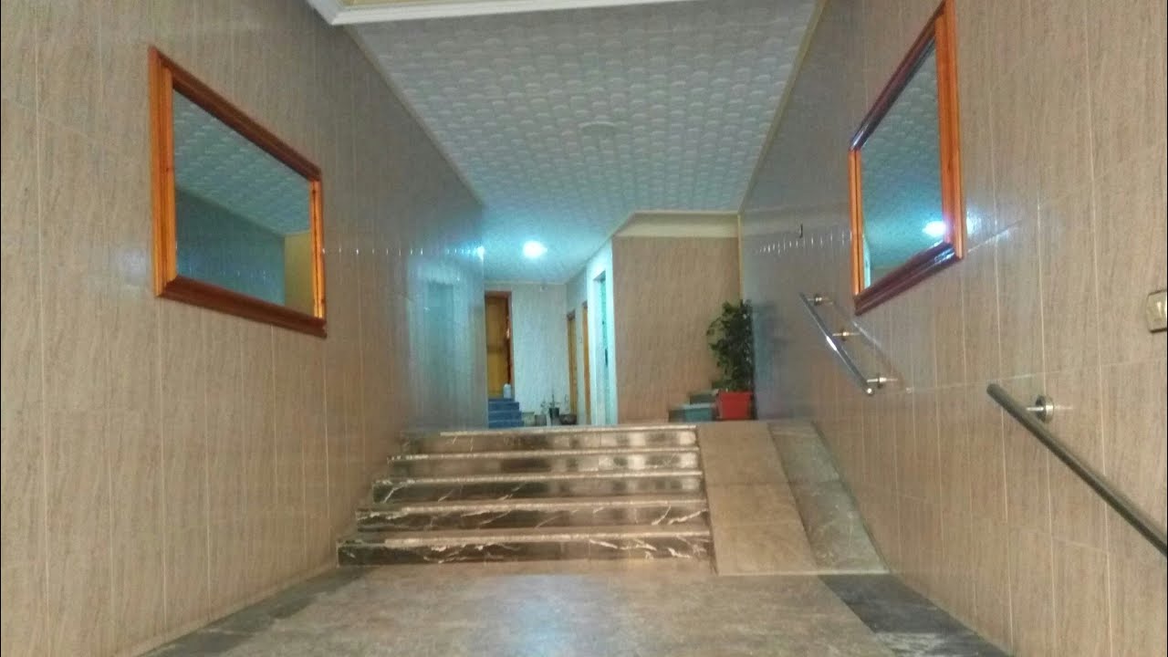 اربعة شقق للبيع قراب على مسجد الاندلس وسط مدينة طنجة0625060487