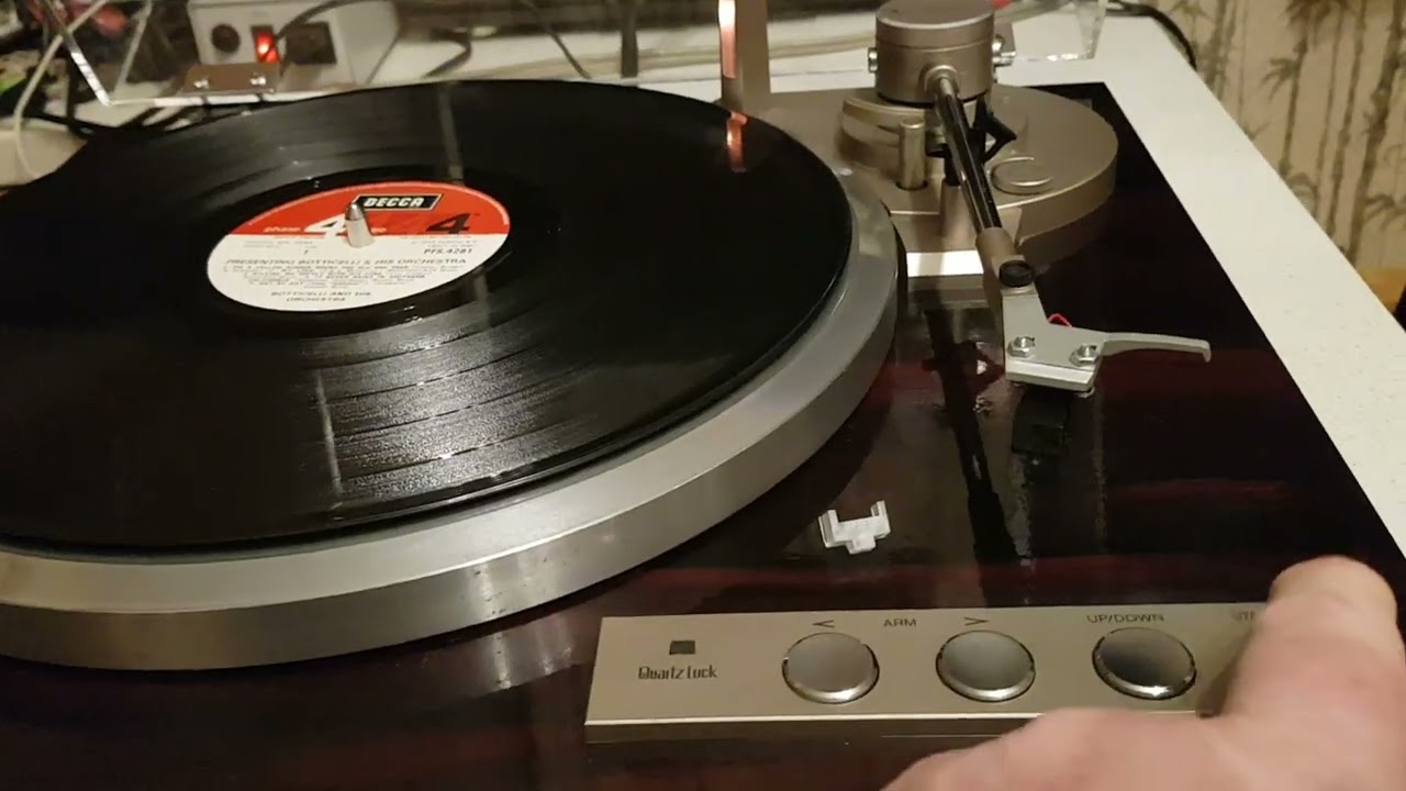 Victor QL-Y44F