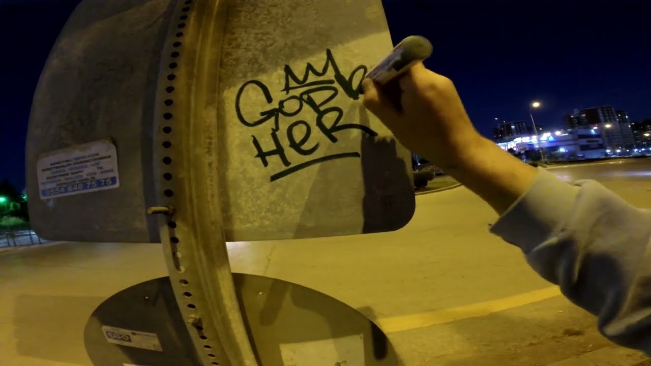 Graffiti Trip - Tagging X ThrowUp X Sticker Bomb | Gopher