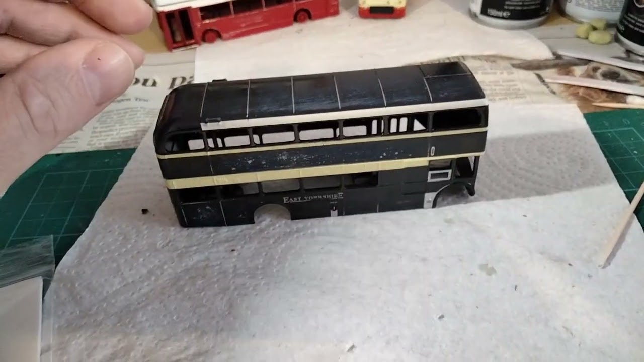 Restoring and patch painting a diecast model bus, part 1
