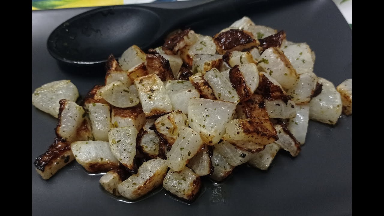 DAIKON AL FORNO un contorno dal sapore particolare, semplice e veloce da preparare.
