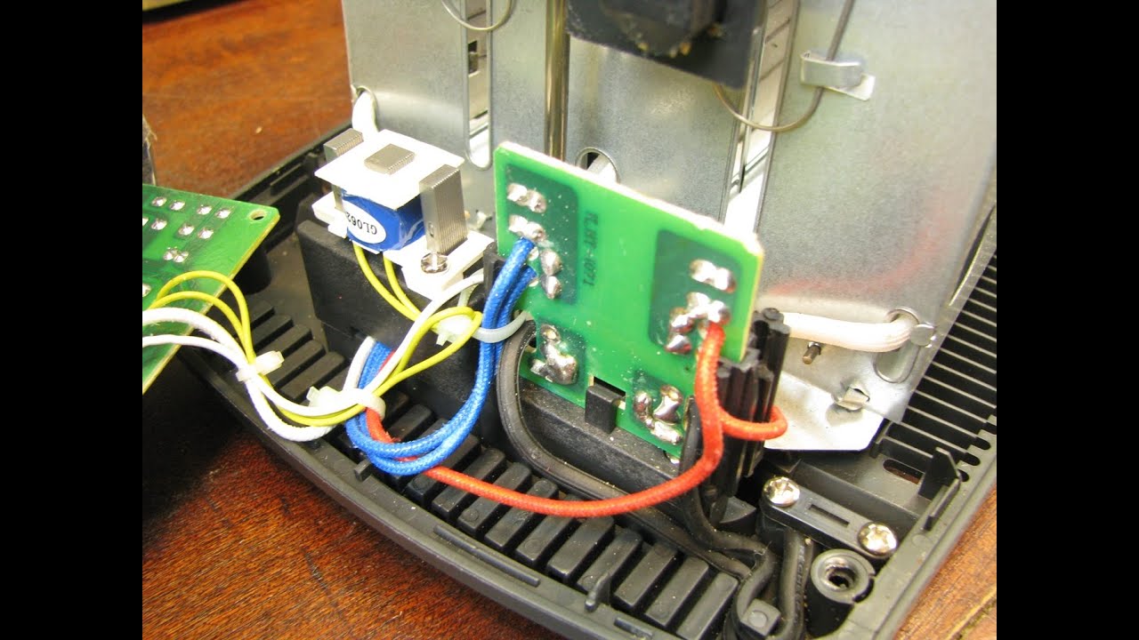 Black and Decker 2 Slice Toaster T2707SKT Repair and Teardown