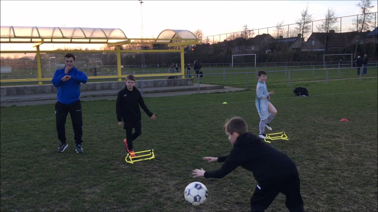 Training 2 het duel proberen te winnen bij 100% zekerheid u11