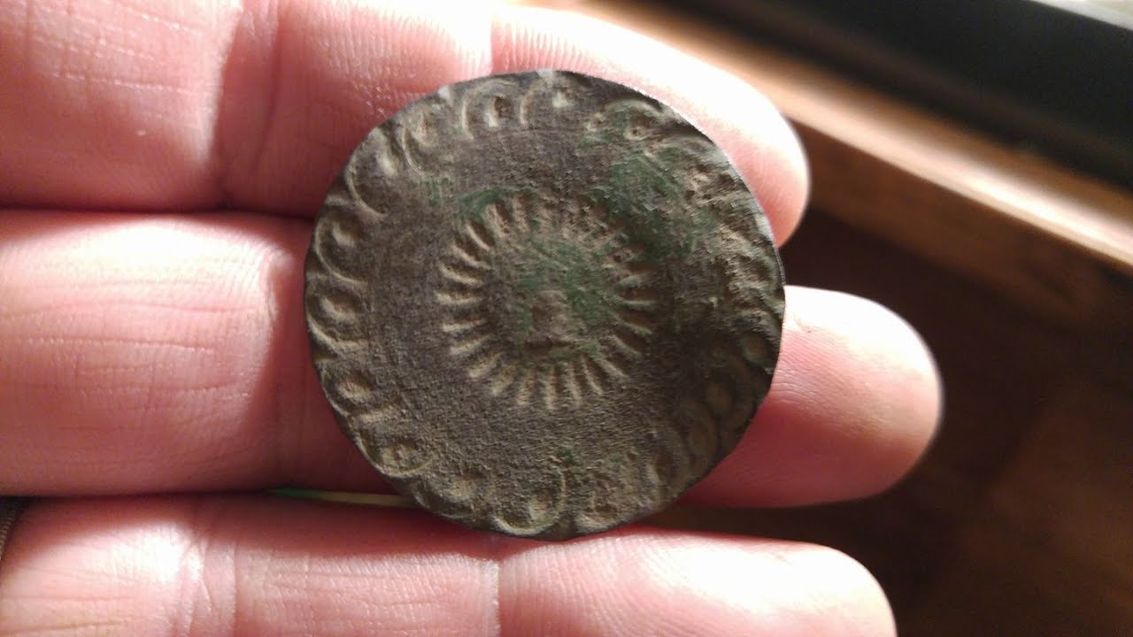 Metal detecting Colonial coppers buttons and more
